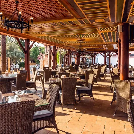 Wyndham Perili Bay فندق داتْشا
