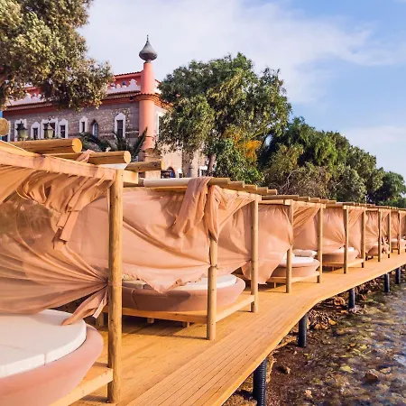 Wyndham Perili Bay فندق 5*