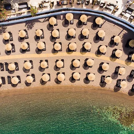 Wyndham Perili Bay داتْشا