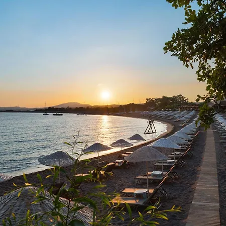 فندق Wyndham Perili Bay 5*