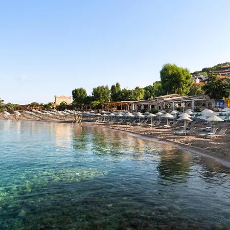 Wyndham Perili Bay فندق